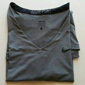Nike Pro T-shirt size L